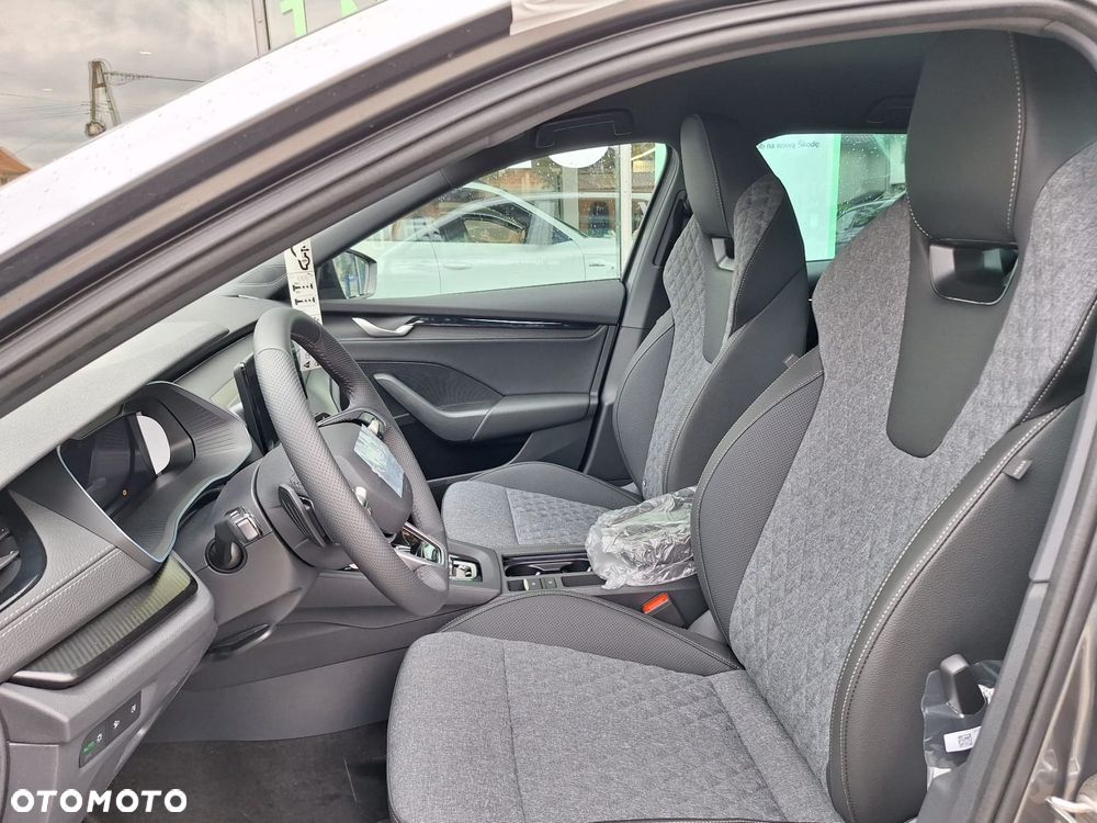 Skoda Octavia 1.5 TSI mHEV Sportline DSG - 6