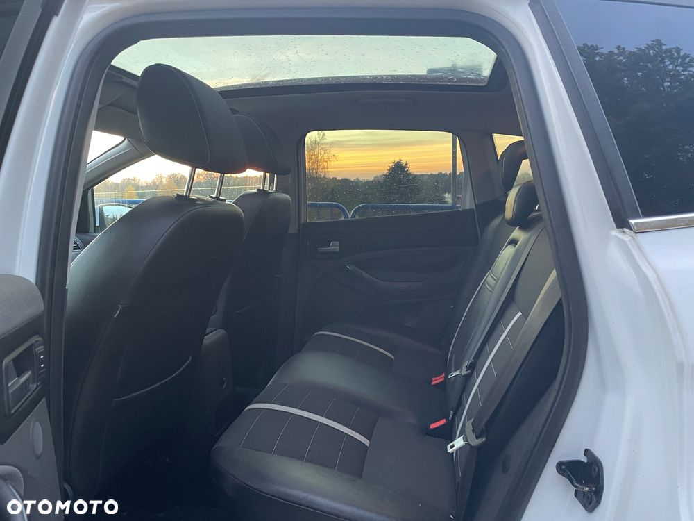 Ford Kuga 2.0 TDCi 4x4 Titanium - 10