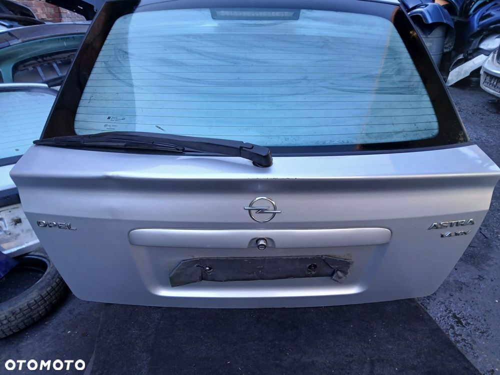 Opel Astra II Hatchback klapa bagażnika - 1
