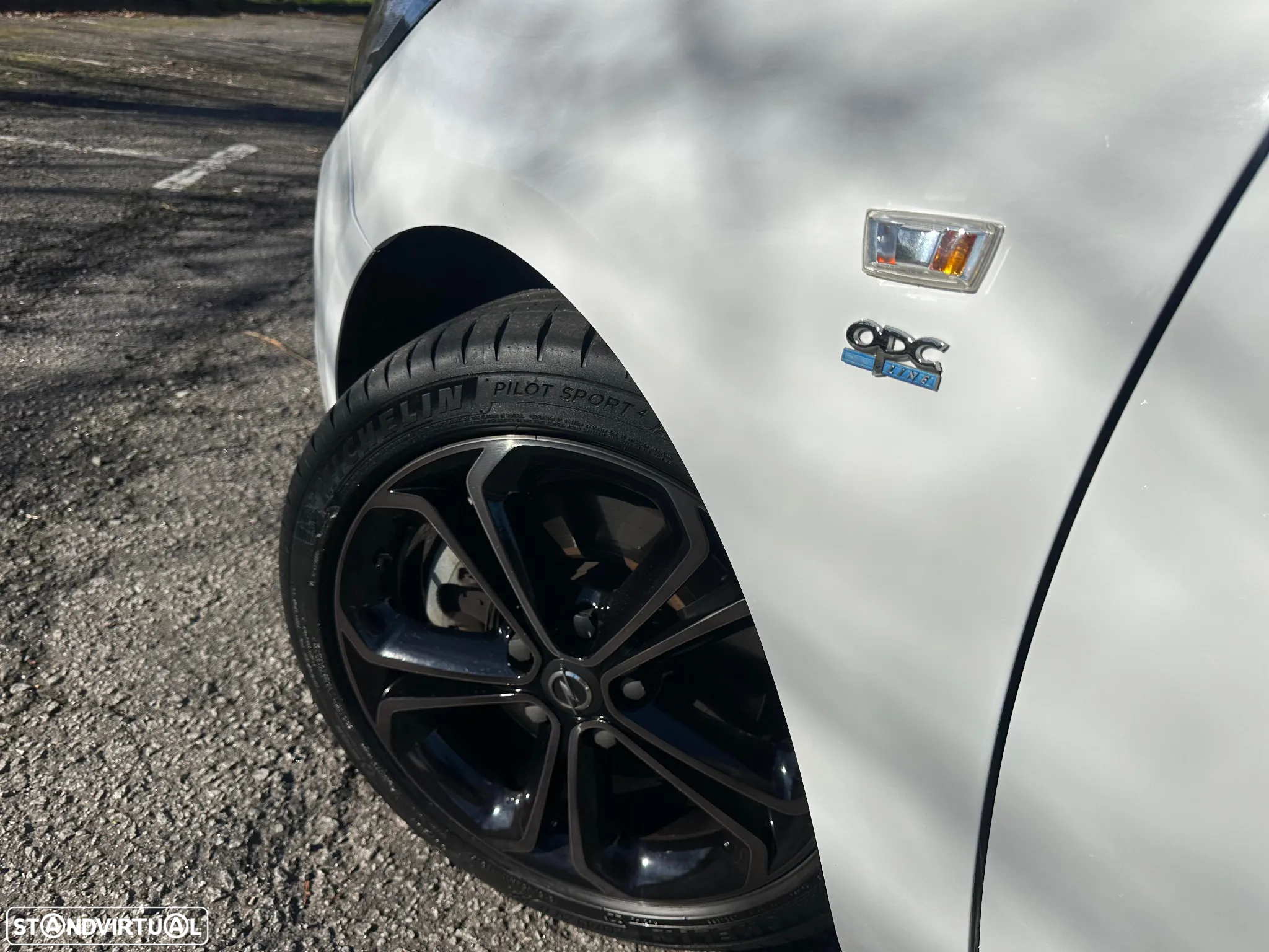 Opel Corsa 1.4 Turbo ecoFLEX S&S Color Edition - 18