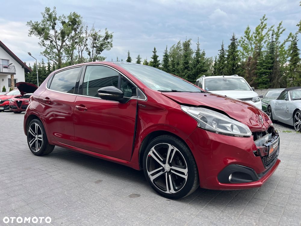 Peugeot 208 - 3