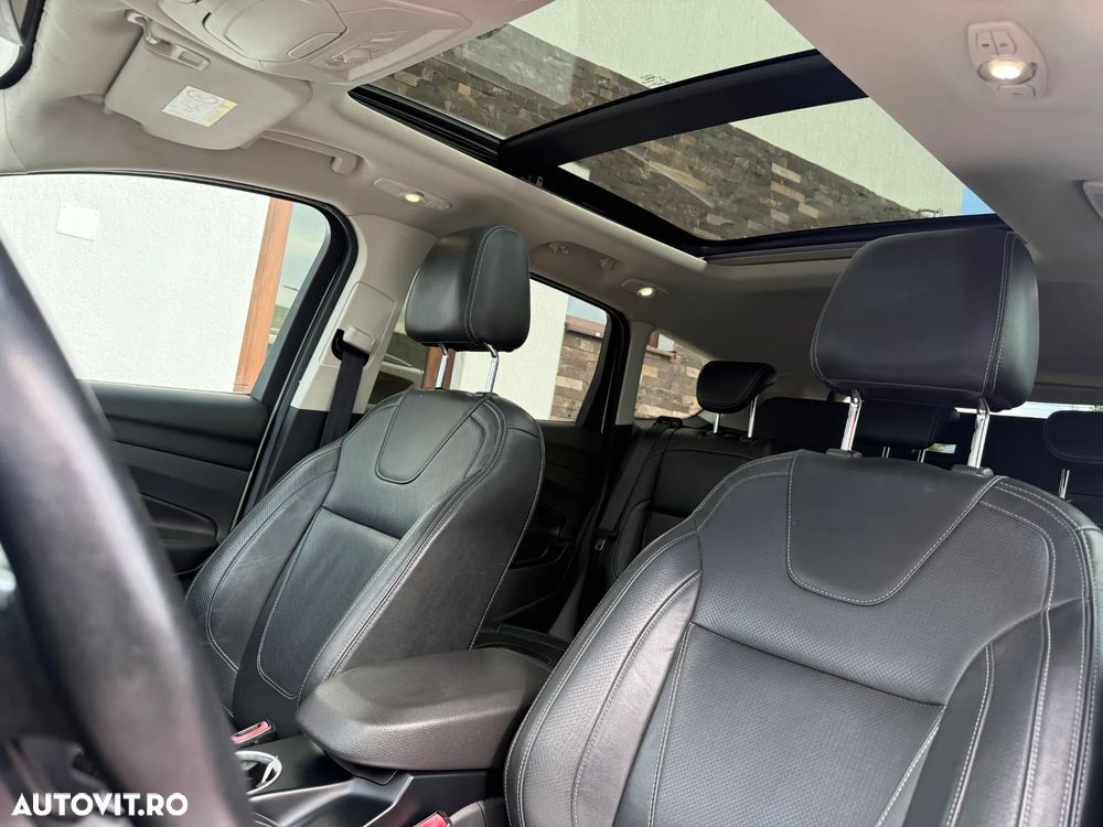 Ford Kuga - 15