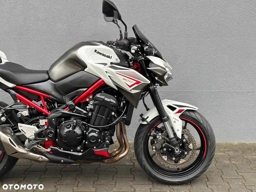 Kawasaki Z 900 - 10