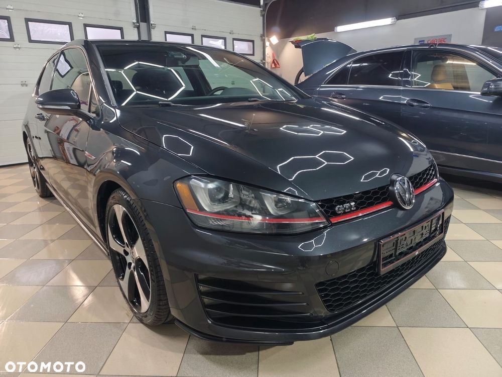 Volkswagen Golf GTI (BlueMotion Technology) DSG - 3