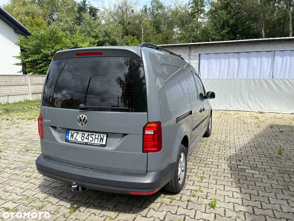 Volkswagen Caddy Maxi - 4