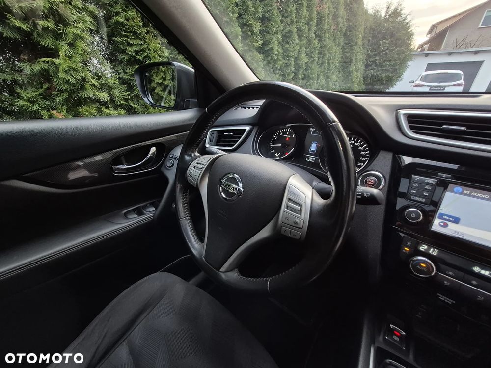 Nissan X-Trail 1.6 DIG-T N-Vision - 32