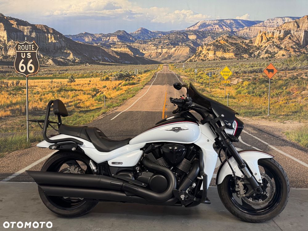 Suzuki Intruder - 2