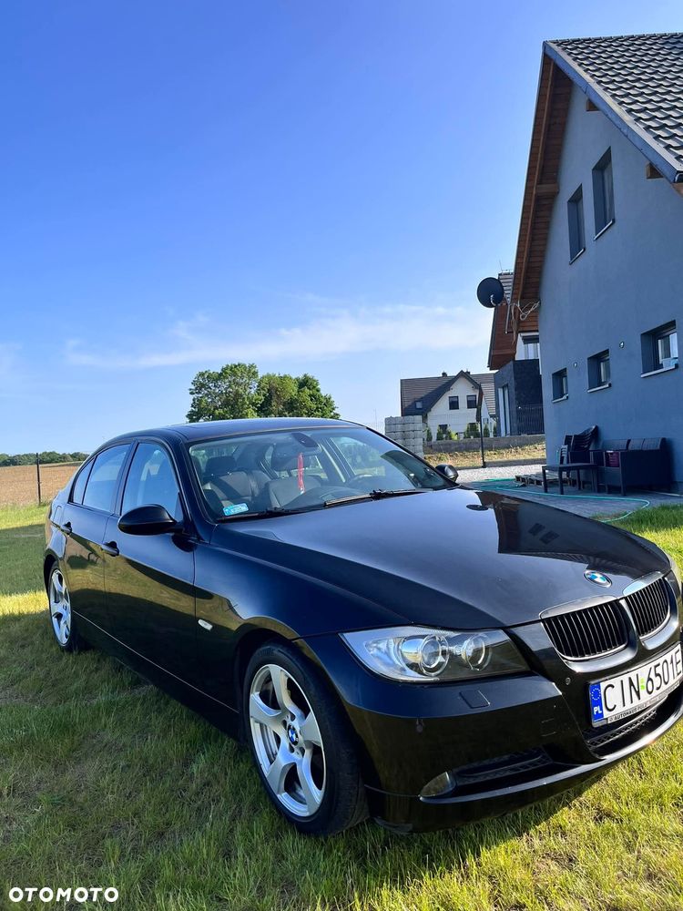 BMW Seria 3 2007 photo 4