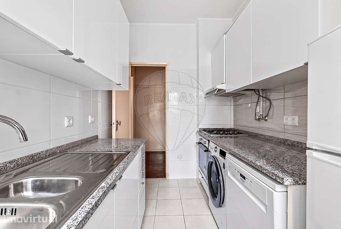 Apartamento T2 para arrendamento - Grande imagem: 2/18