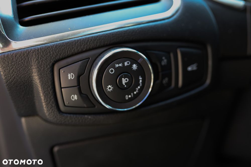 Ford S-Max 2.0 EcoBlue Titanium - 29