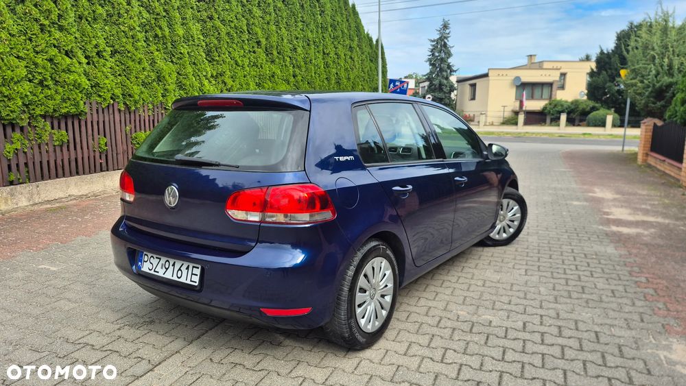 Volkswagen Golf 1.6 Comfortline - 5