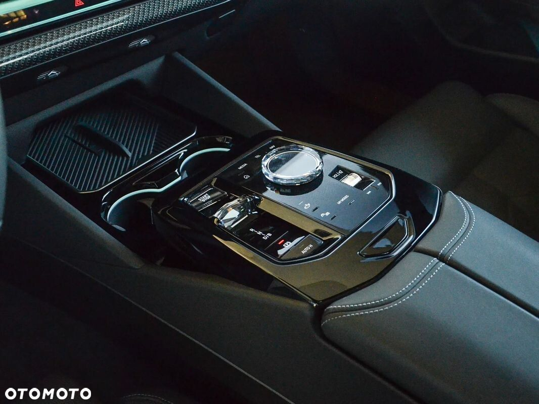 BMW i5 83.9kWh M60 xDrive - 21