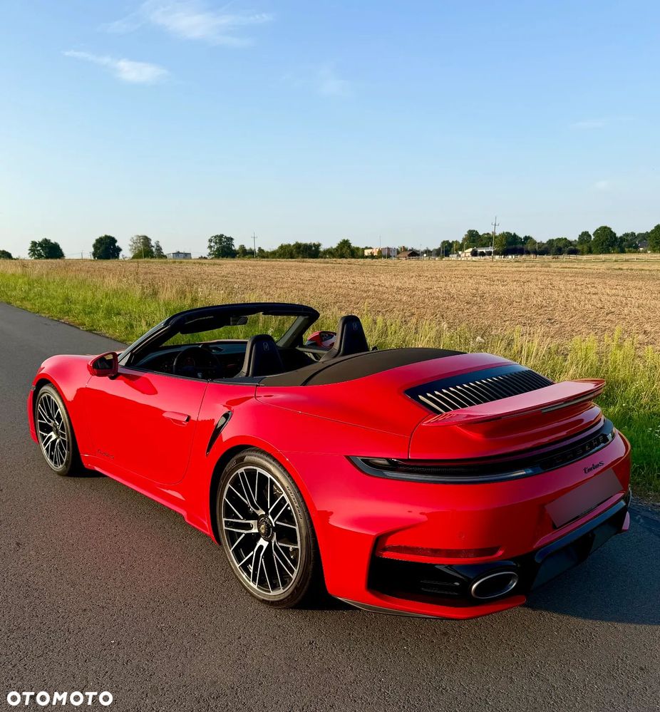 Porsche 911 Turbo S - 4