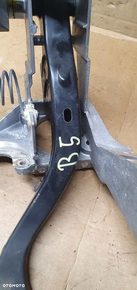 Pedały pedał sprzęgła hamulca VW Passat B5 8D1721117N 8D1721316G - 7
