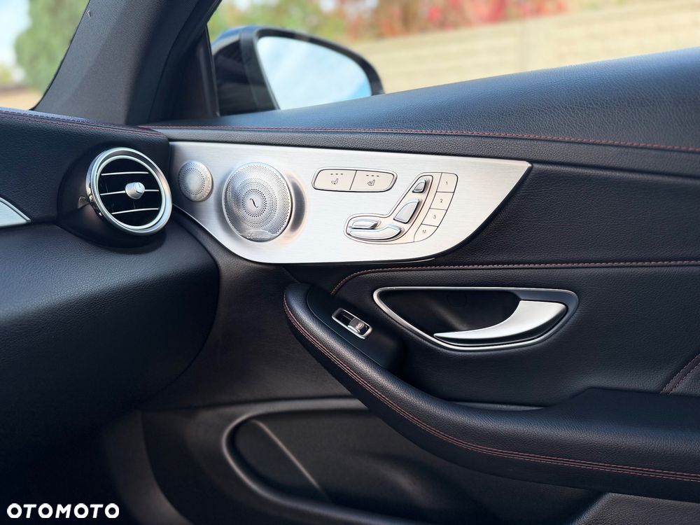 Mercedes-Benz Klasa C AMG 43 4Matic 9G-TRONIC - 18