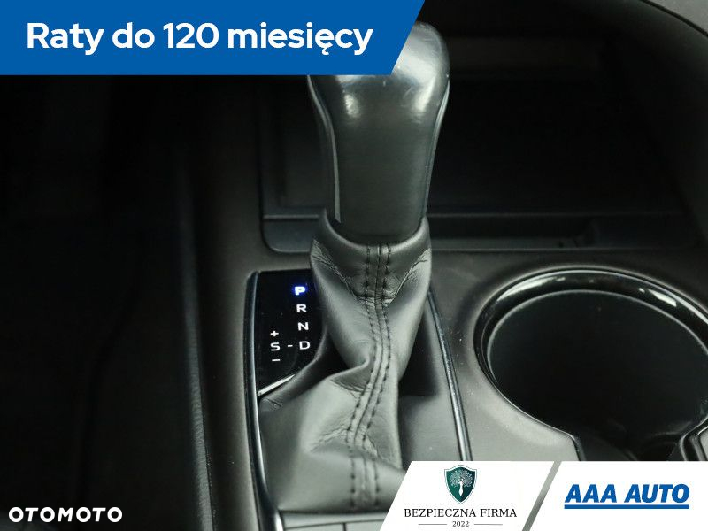 Toyota Camry - 15