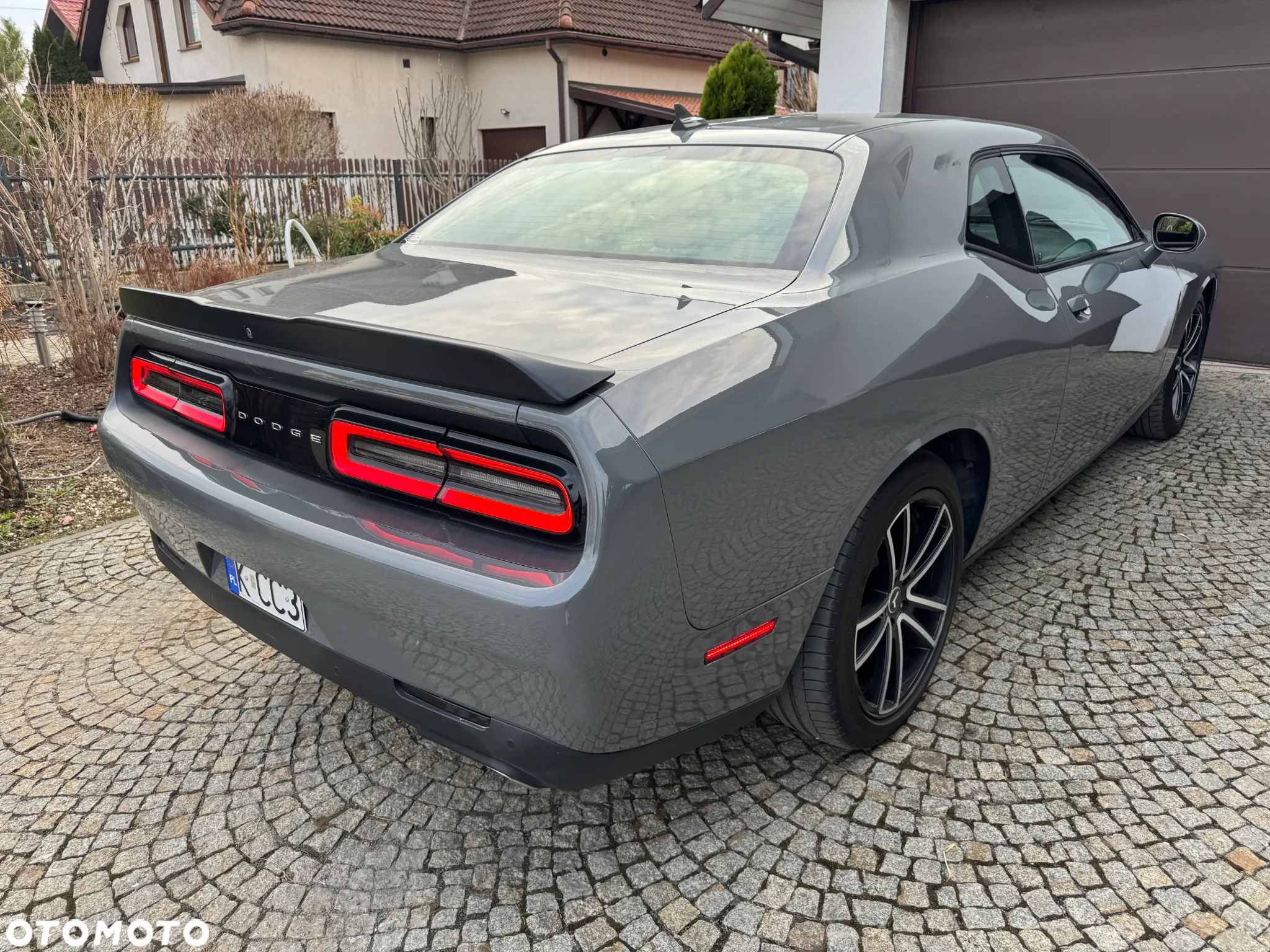 Dodge Challenger 6.4 Scat Pack - 2
