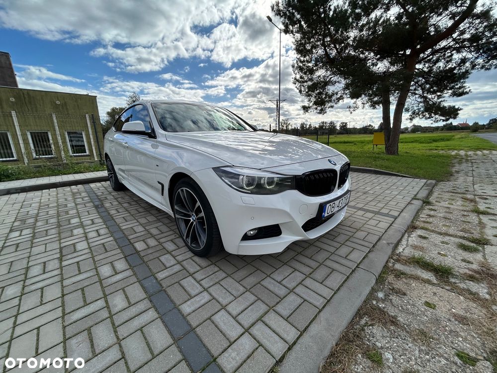 BMW Seria 3 318d M Sport - 5