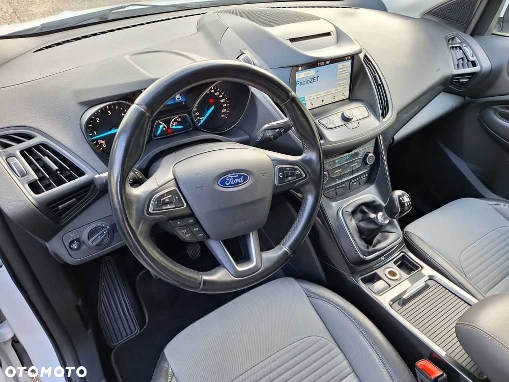Ford Kuga - 6