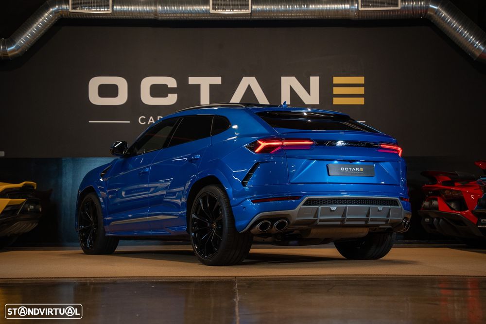 Lamborghini Urus 4.0 V8 - 4