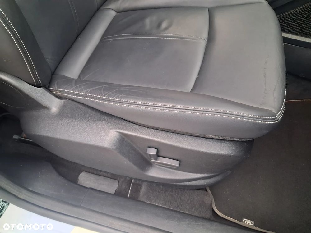 Ford S-Max 2.0 TDCi Titanium - 16