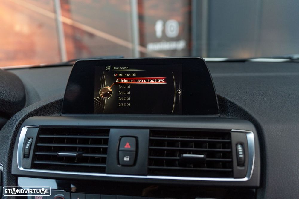 BMW 116 d Line Urban - 12