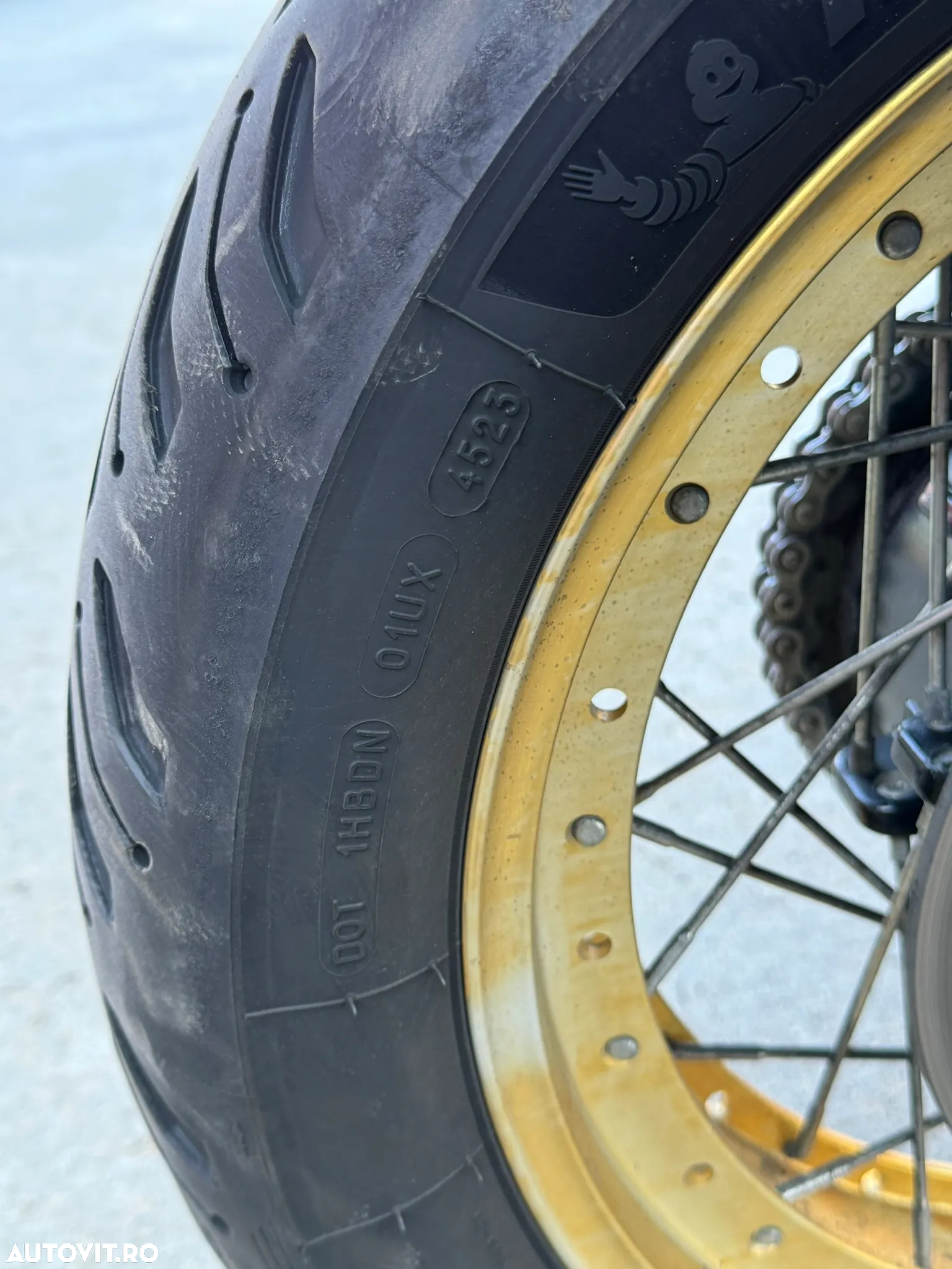 Suzuki V-Strom 1050XT - 11