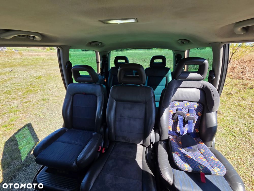 Volkswagen Sharan 1.9 TDI Family - 9