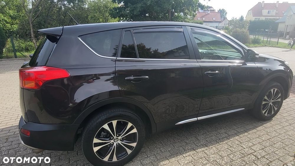 Toyota RAV4 - 6
