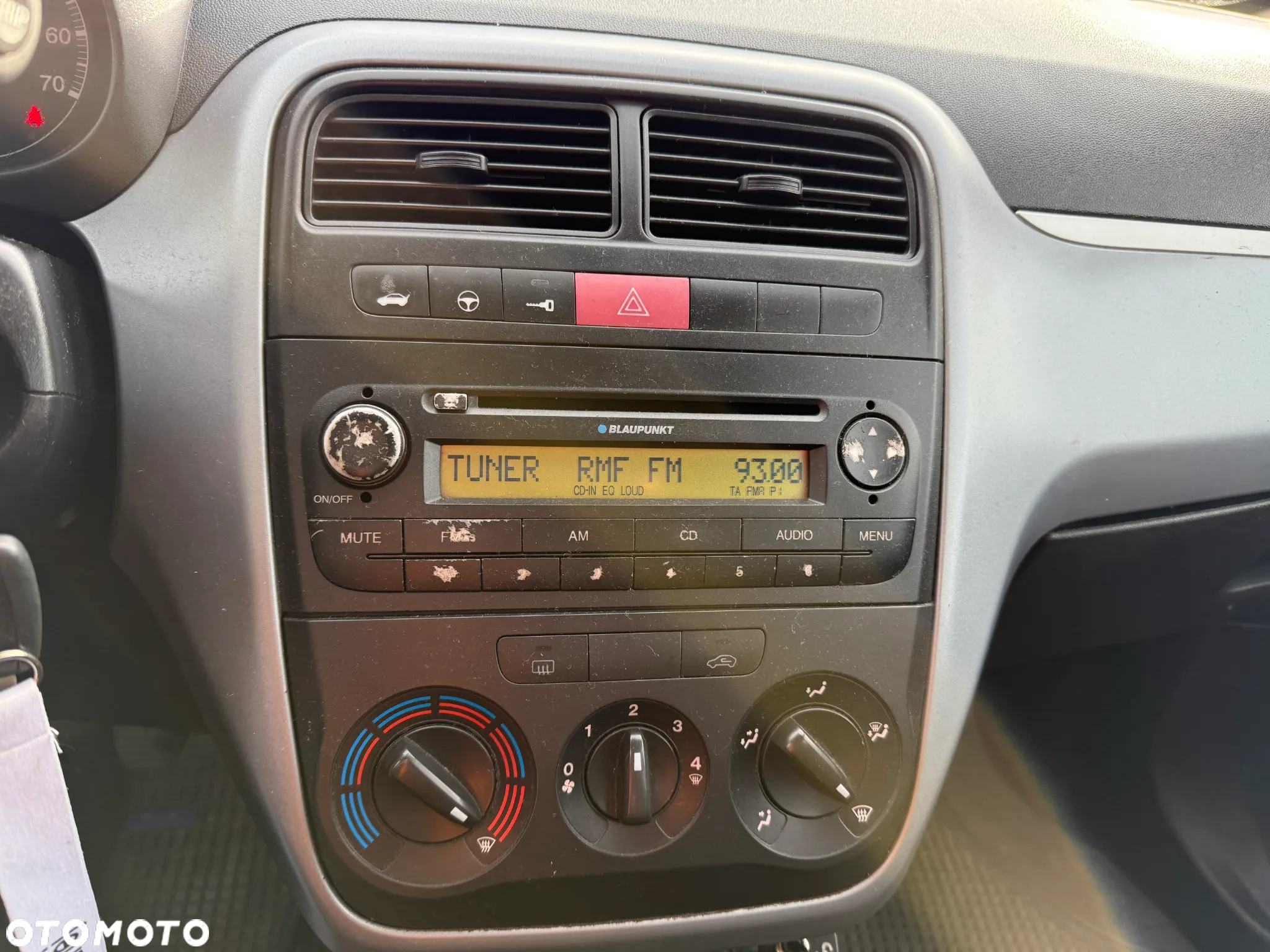 Fiat Grande Punto - 12