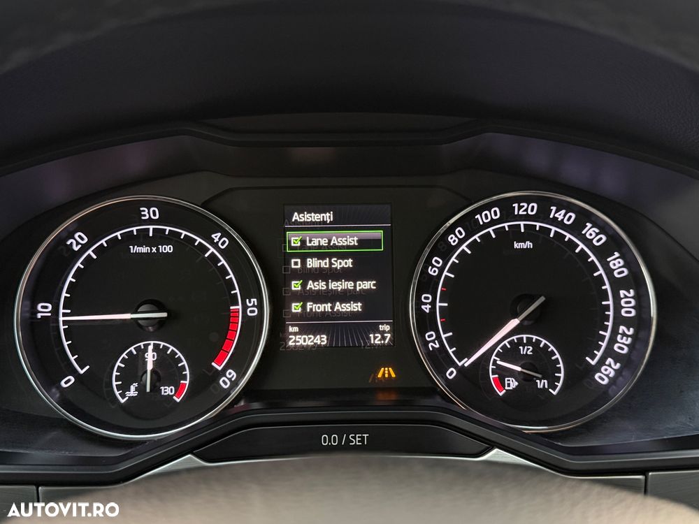 Skoda Superb - 12