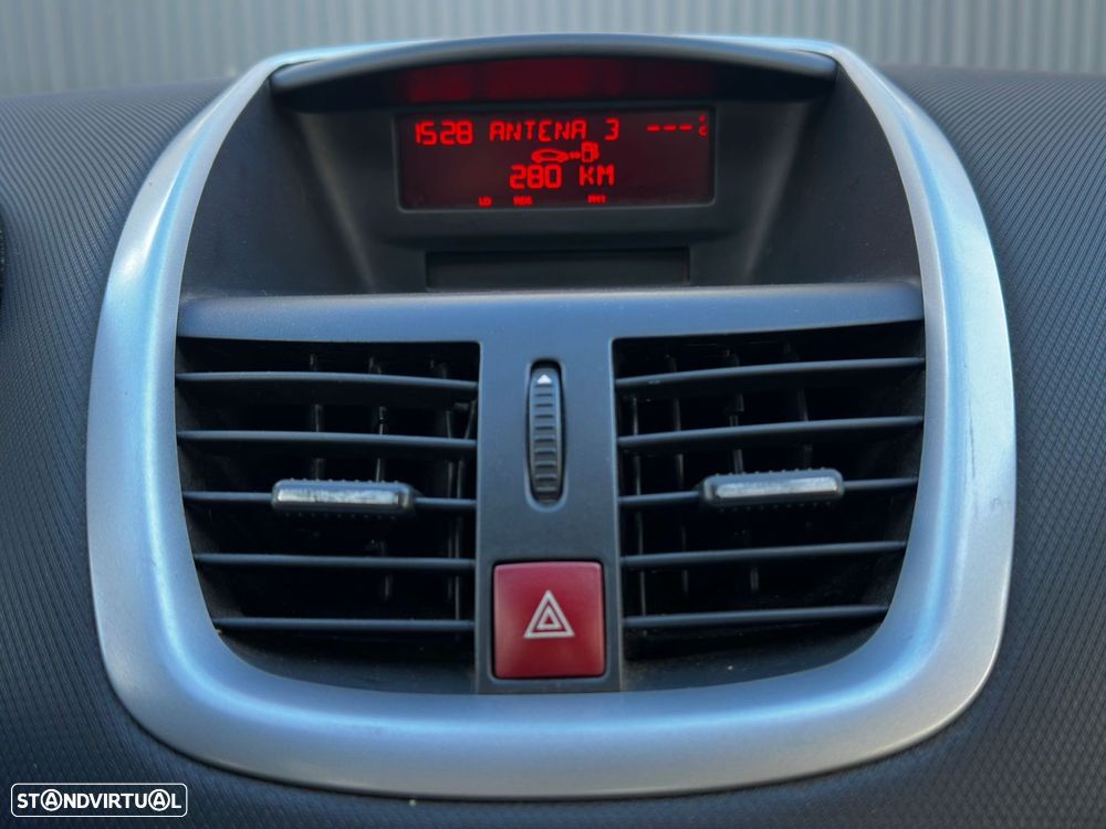 Peugeot 207 1.6 HDi Sport - 10