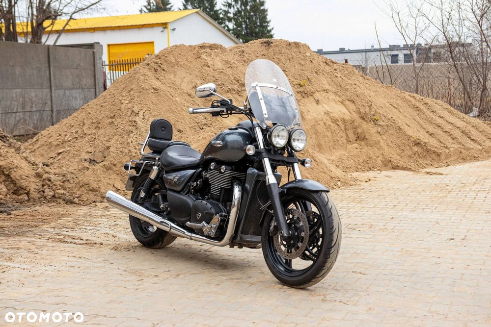 Triumph Thunderbird - 4