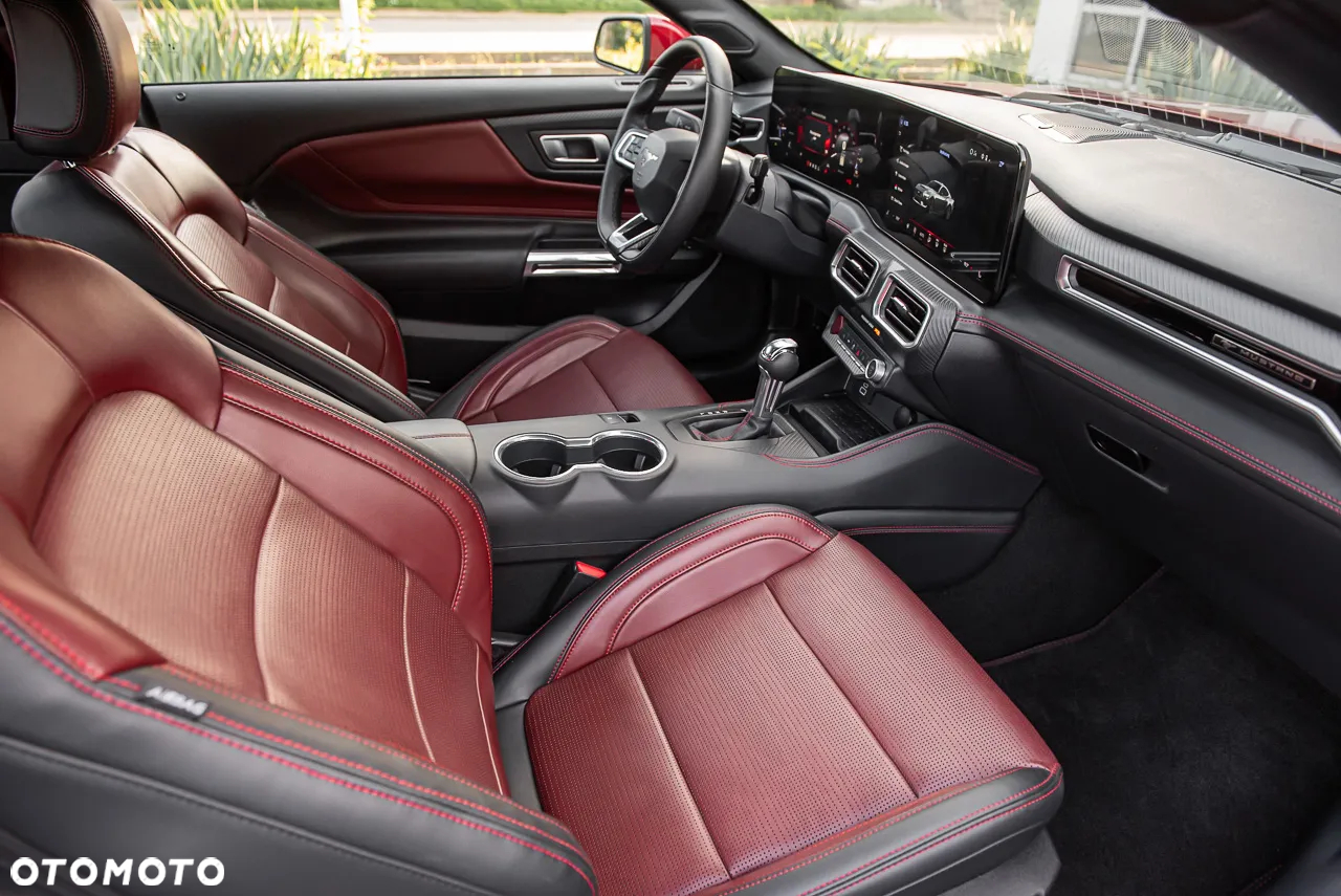 Ford Mustang 2.3 EcoBoost - 29