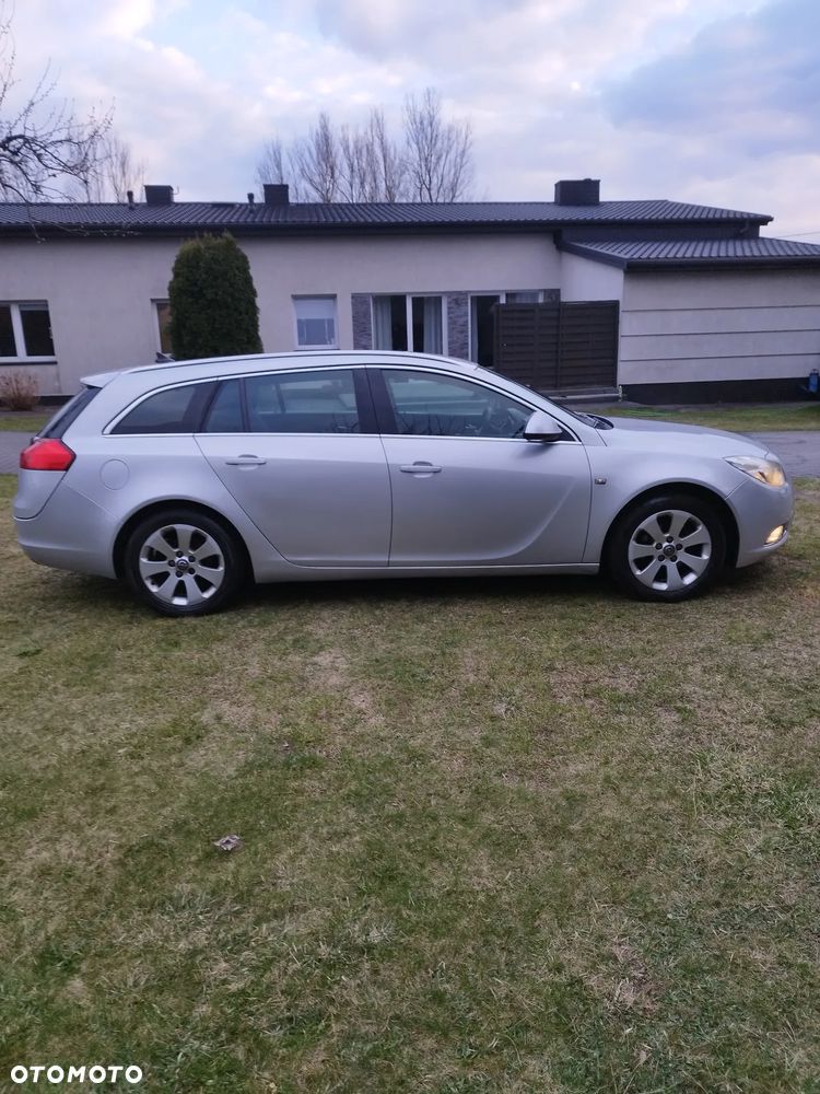 Opel Insignia - 12