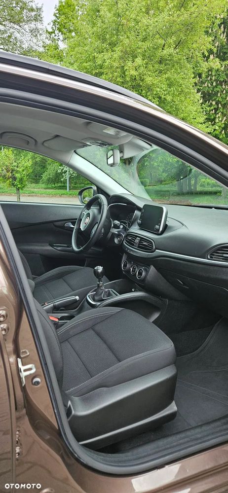Fiat Tipo 1.4 16v Lounge EU6d - 11