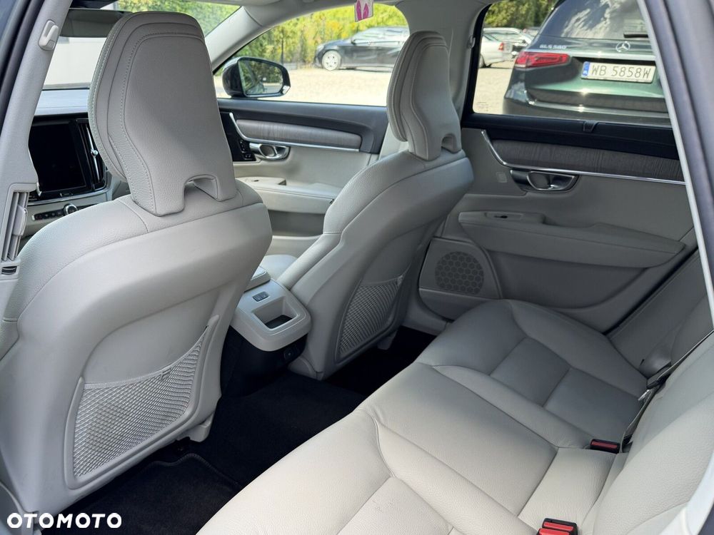 Volvo V90 B4 D Plus Dark - 19