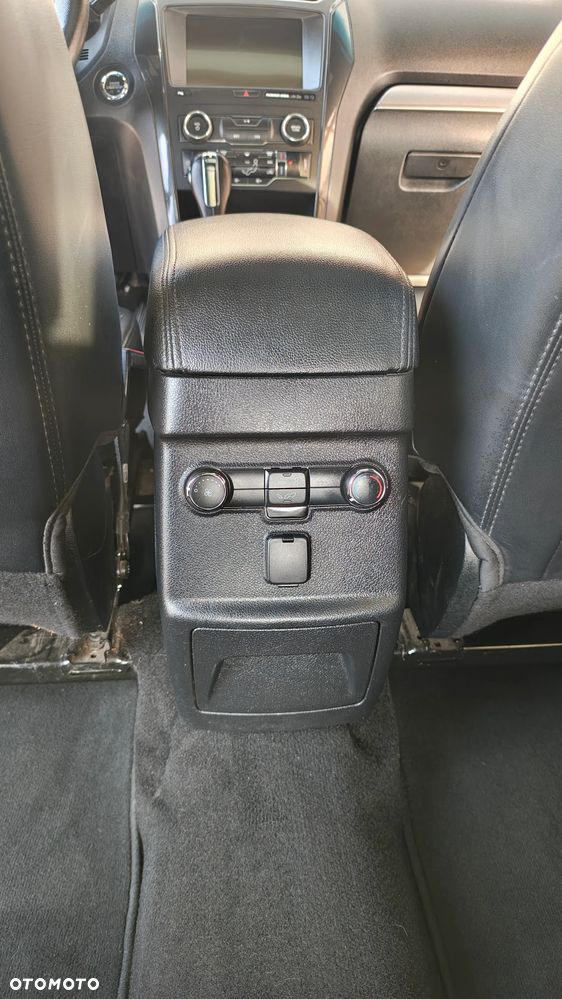 Ford Explorer - 18