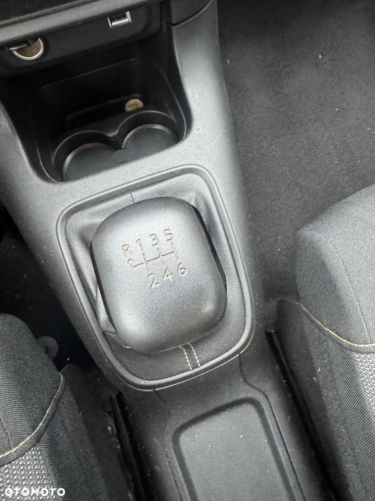 Citroën C3 e-HDi 110 FAP RED BLOCK - 12