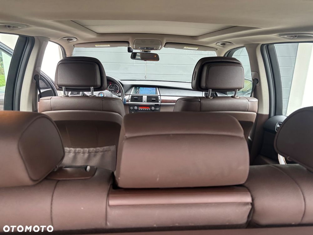 BMW X5 xDrive35d - 13