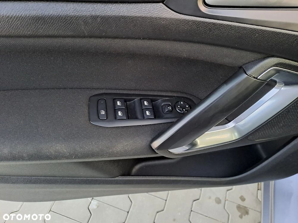 Peugeot 308 1.2 PureTech GPF Allure S&S - 20