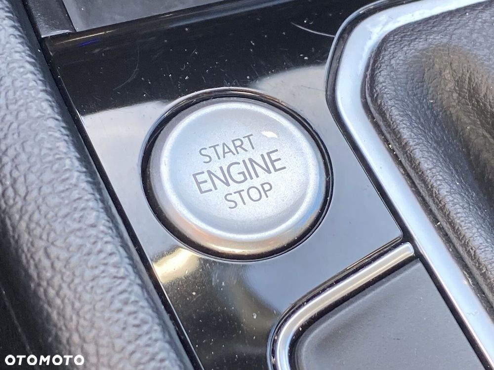 Volkswagen Passat - 26