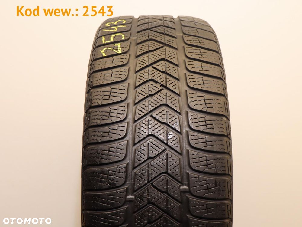 Pirelli SottoZero Serie 3 Winter - 245/45 R19 - 2