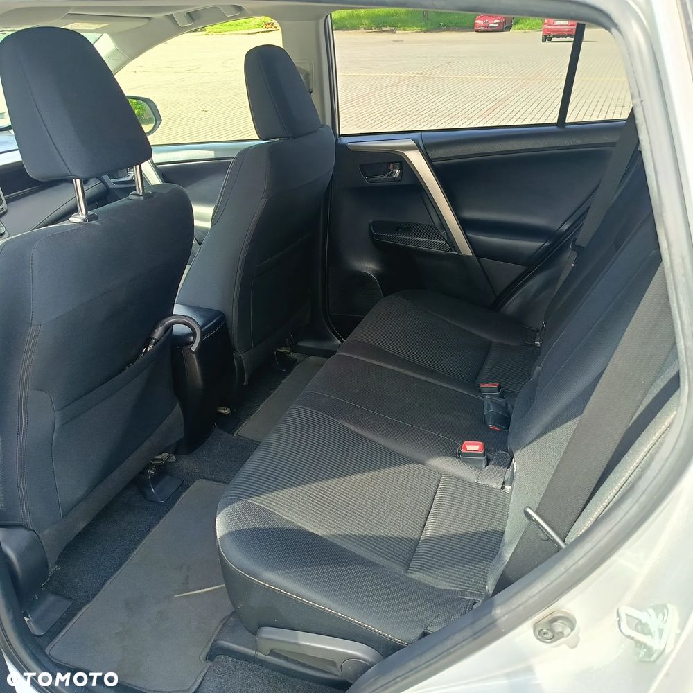 Toyota RAV4 - 17