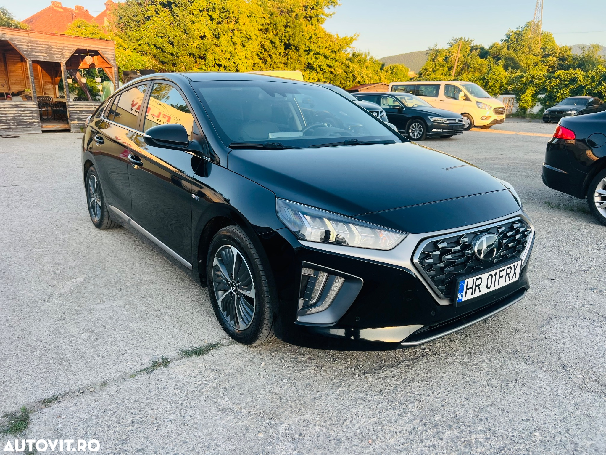 Hyundai IONIQ Plug-In Hybrid 1.6 141CP Exclusive - 16
