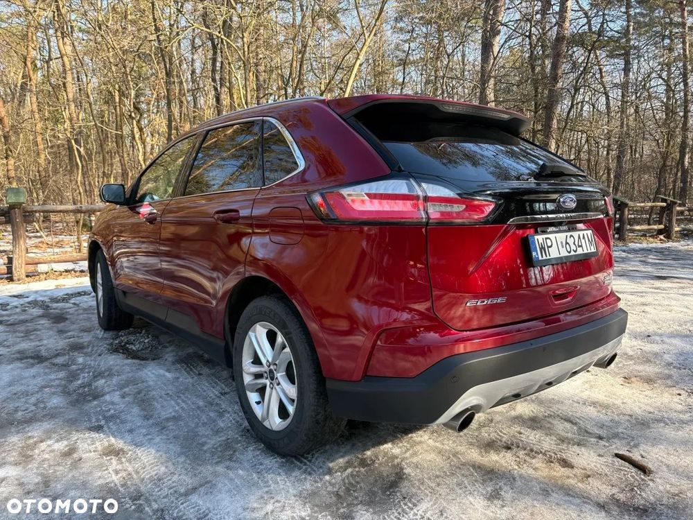 Ford Edge - 4