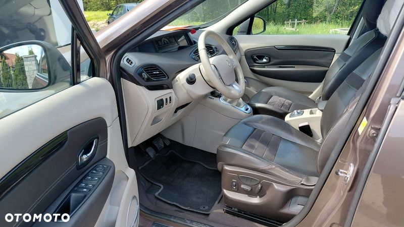 Renault Grand Scenic Energy dCi 130 Start & Stop Euro 6 Bose Edition - 20