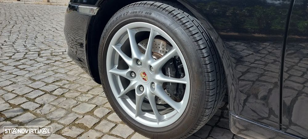 Porsche 911 (996) Carrera - 22