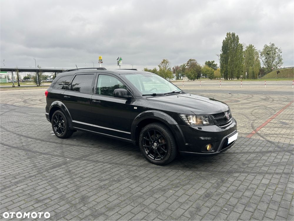 Fiat Freemont 2.0 Multijet Black Code AWD - 11