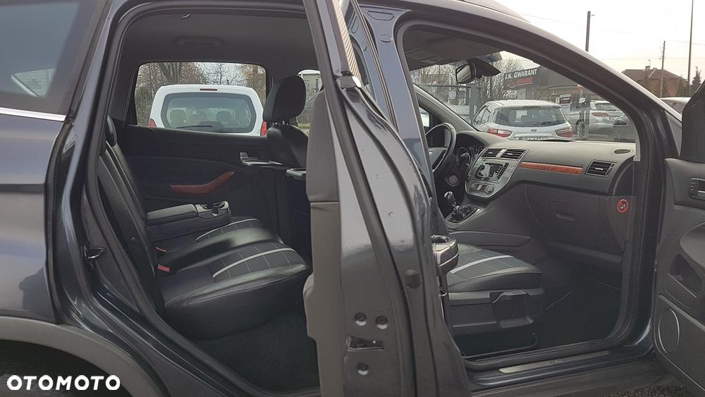 Ford Kuga 2.0 TDCi 4x4 Titanium - 23